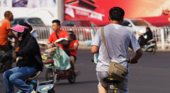 正规配资网-华为推出家用充电桩市场规模有望超2000亿哪些公司将大幅受益?