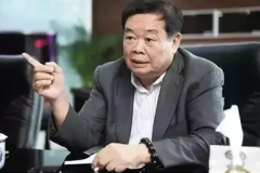 配资业务员_粤港澳大湾区车展开幕补贴之下人山人海汽车消费即将复苏?